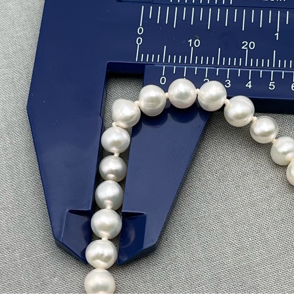 VTG White Freshwater Pearl Necklace w/ Sterling Silver Clasp – 16” Hand-Knotted - Picture 6 of 11
